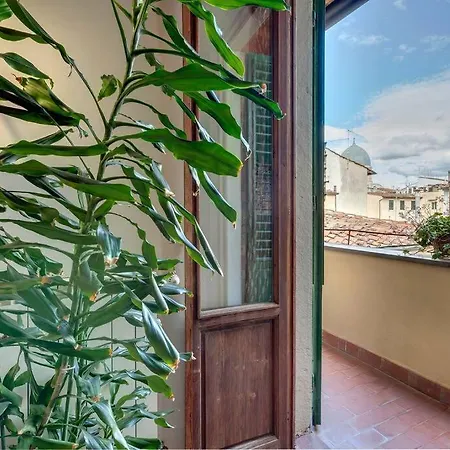 Apartment Pepi With Terrace Florence