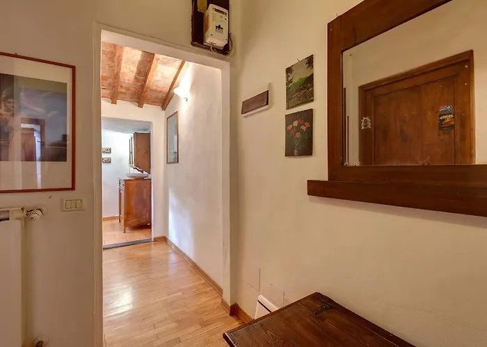 Pepi With Terrace Apartment