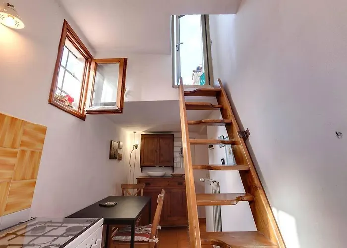Pepi With Terrace Apartment Florence